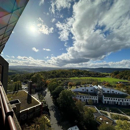 Klassen Stay - Design Studio In 11 Etage - Tolle Aussicht - Sauna, Pool - Netflix Lahnstein Kültér fotó